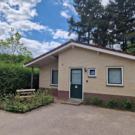 푸텐 Huinerhofje 3 - Vrijstaand, Grote Tuin, Rust En Veel Privacy Nabij Uitgestrekte Bossen 빌라 외부 사진